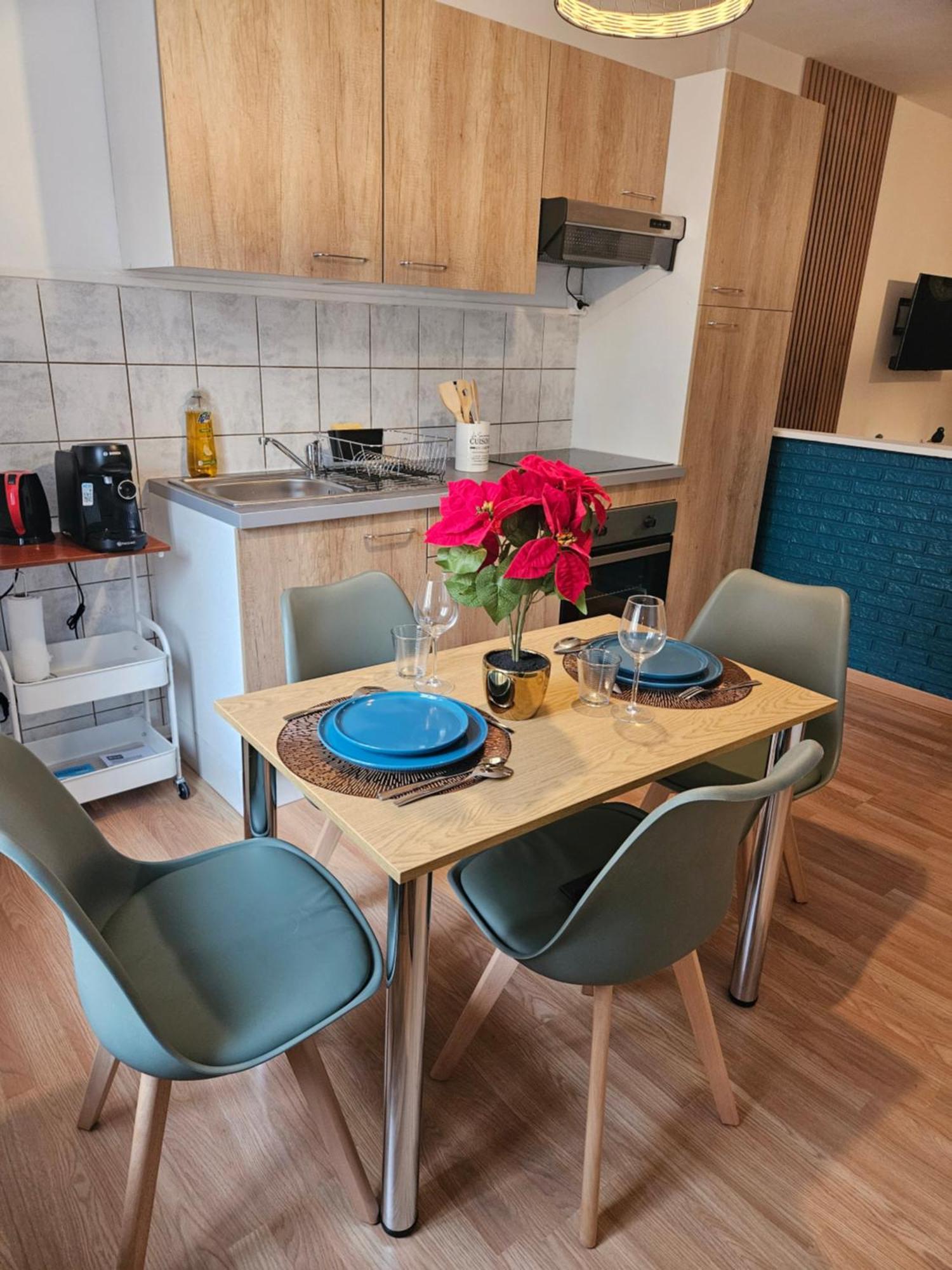Spacieux Et Charmant Appartement De 47 M2 Charleville-Mézières Eksteriør billede